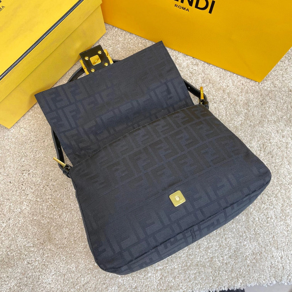 FENDI BAG