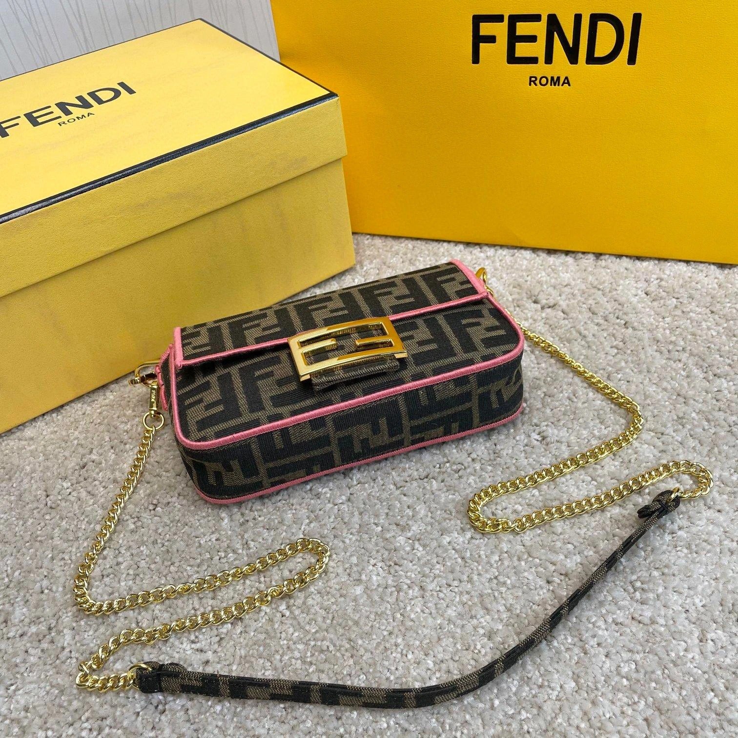 FENDI BAG