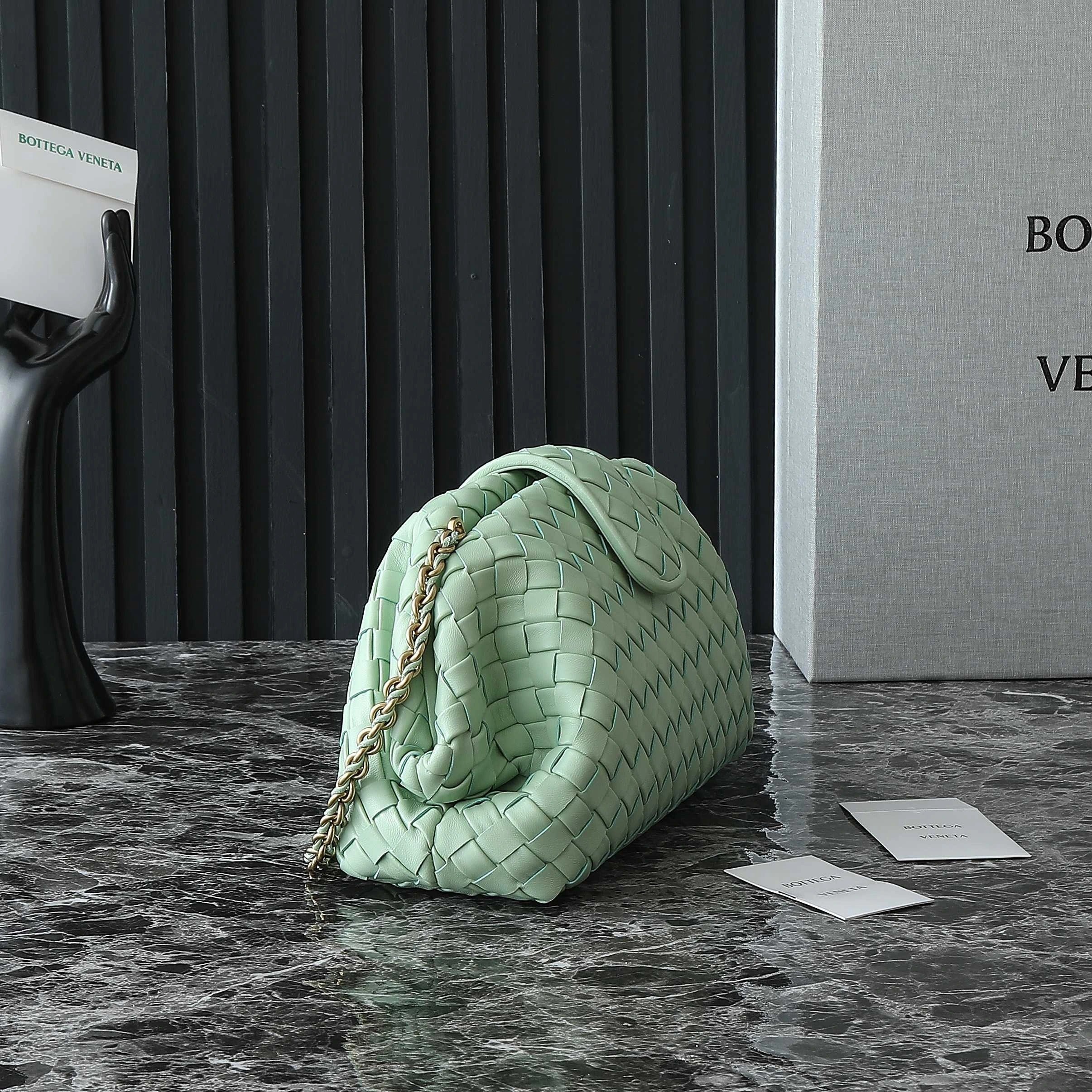 BOTTECA VENETA BAG