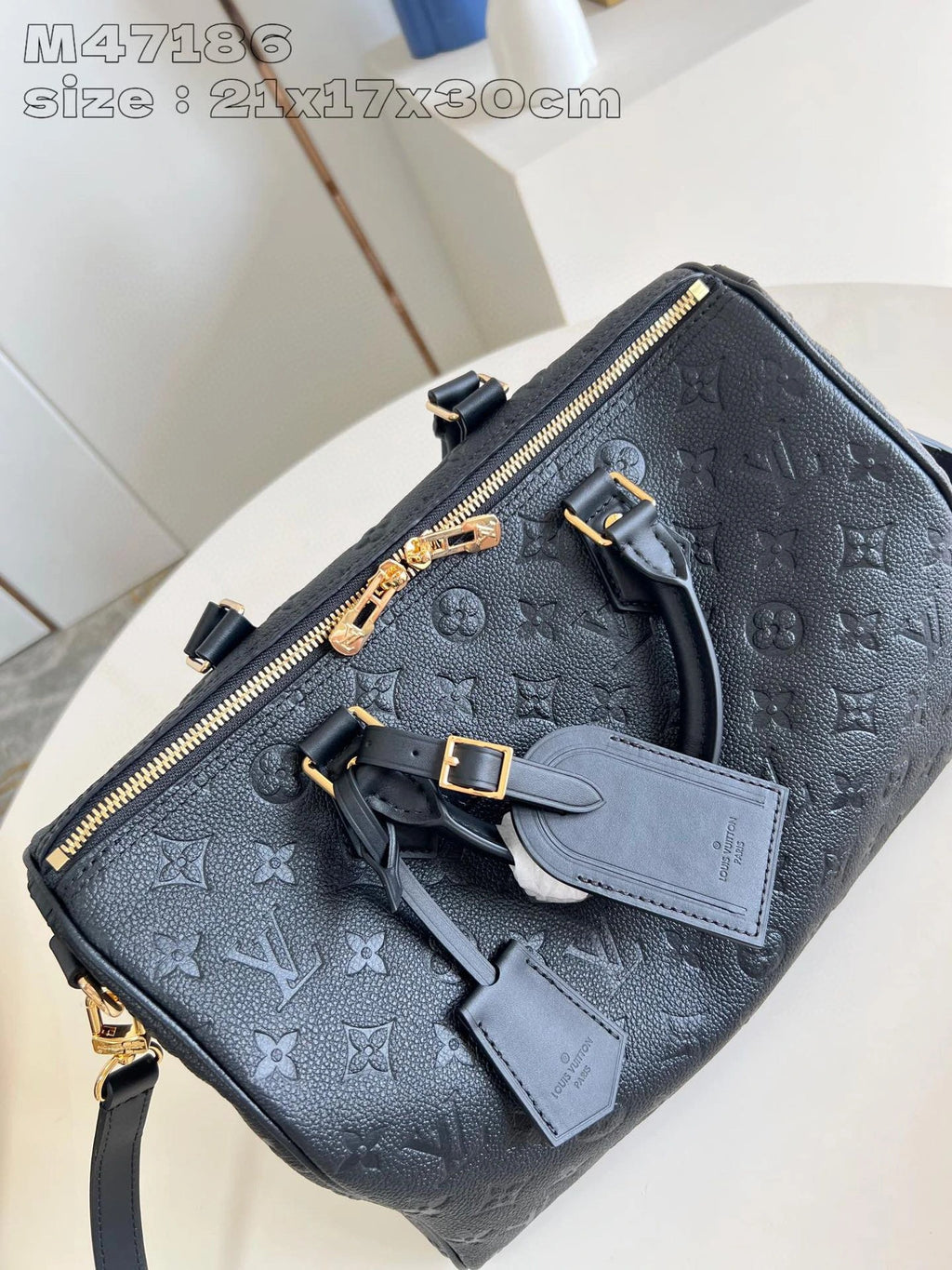 LOUIS VUITTON BAG