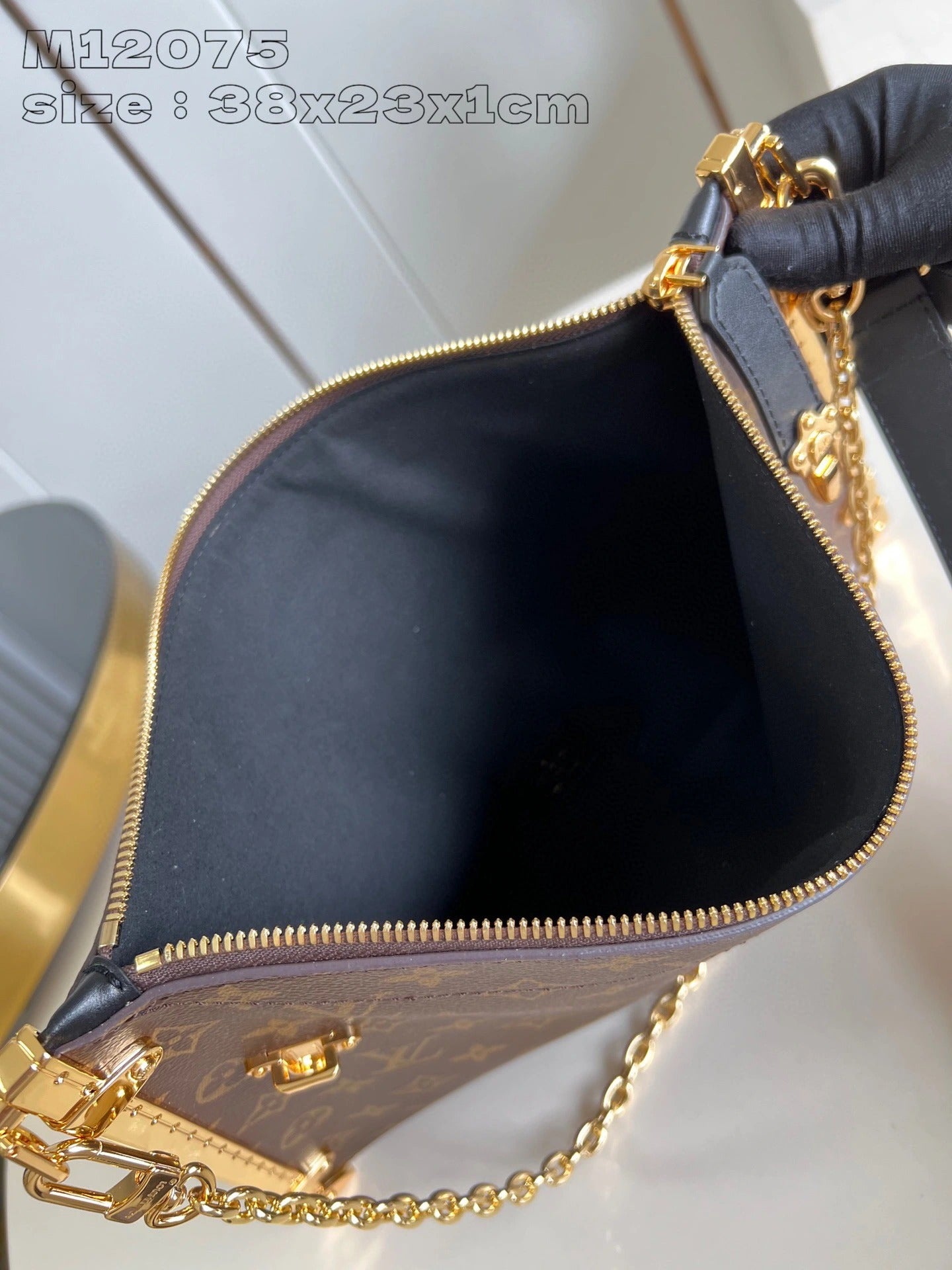 LOUIS VUITTON BAG