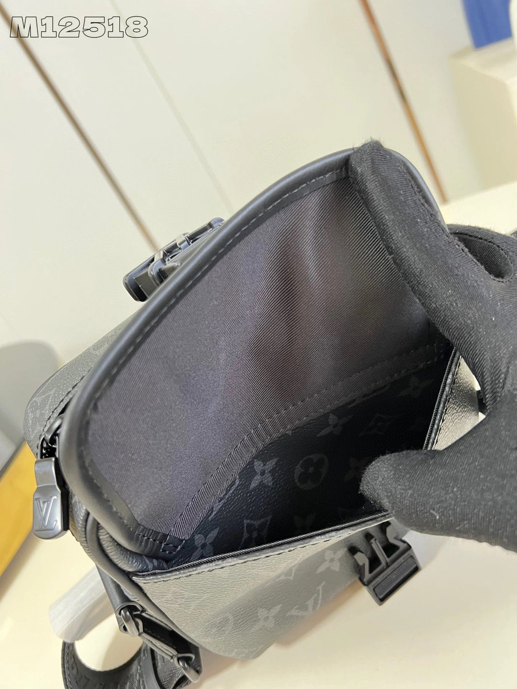 LOUIS VUITTON BAG