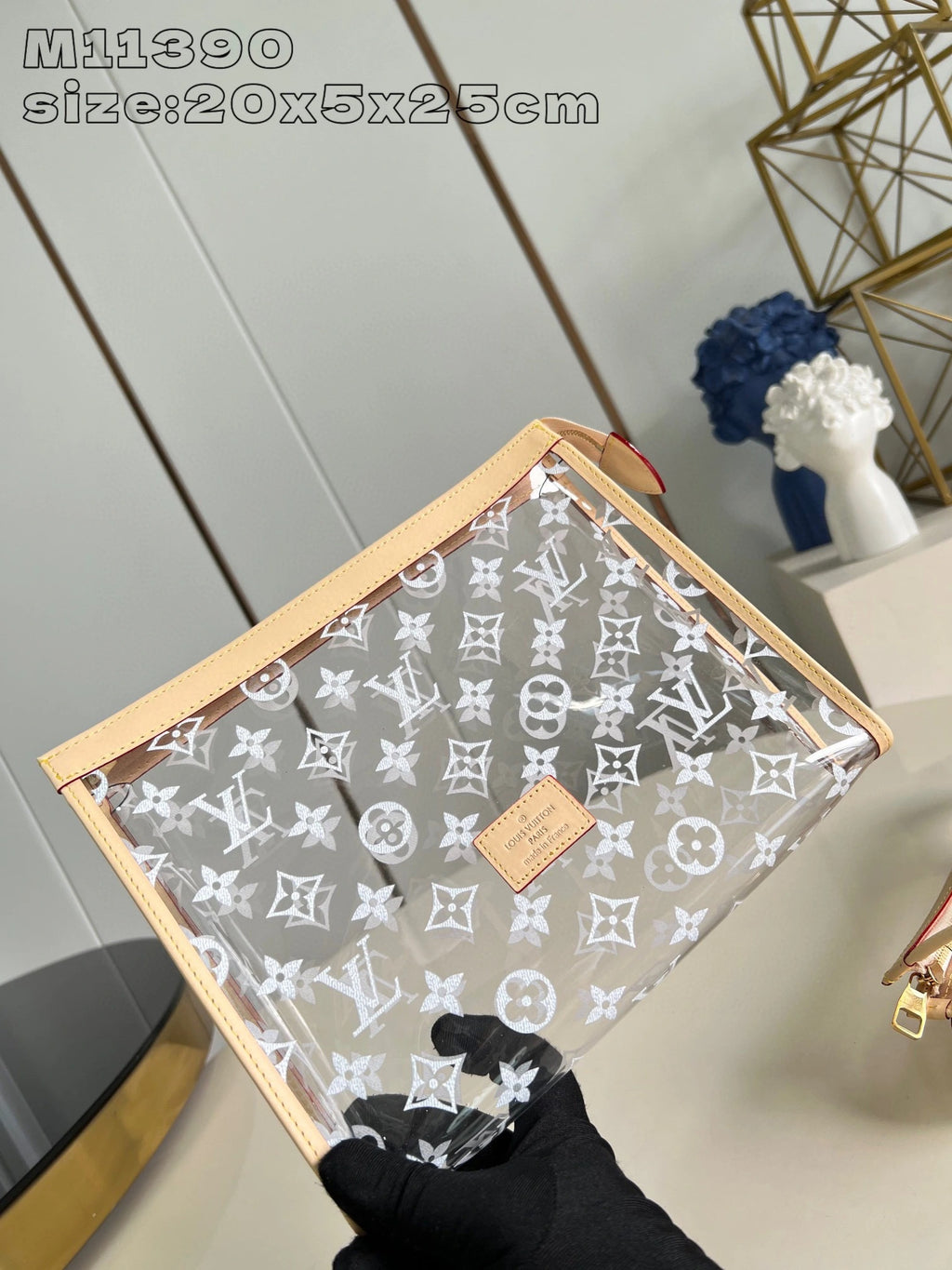 LOUIS VUITTON BAG