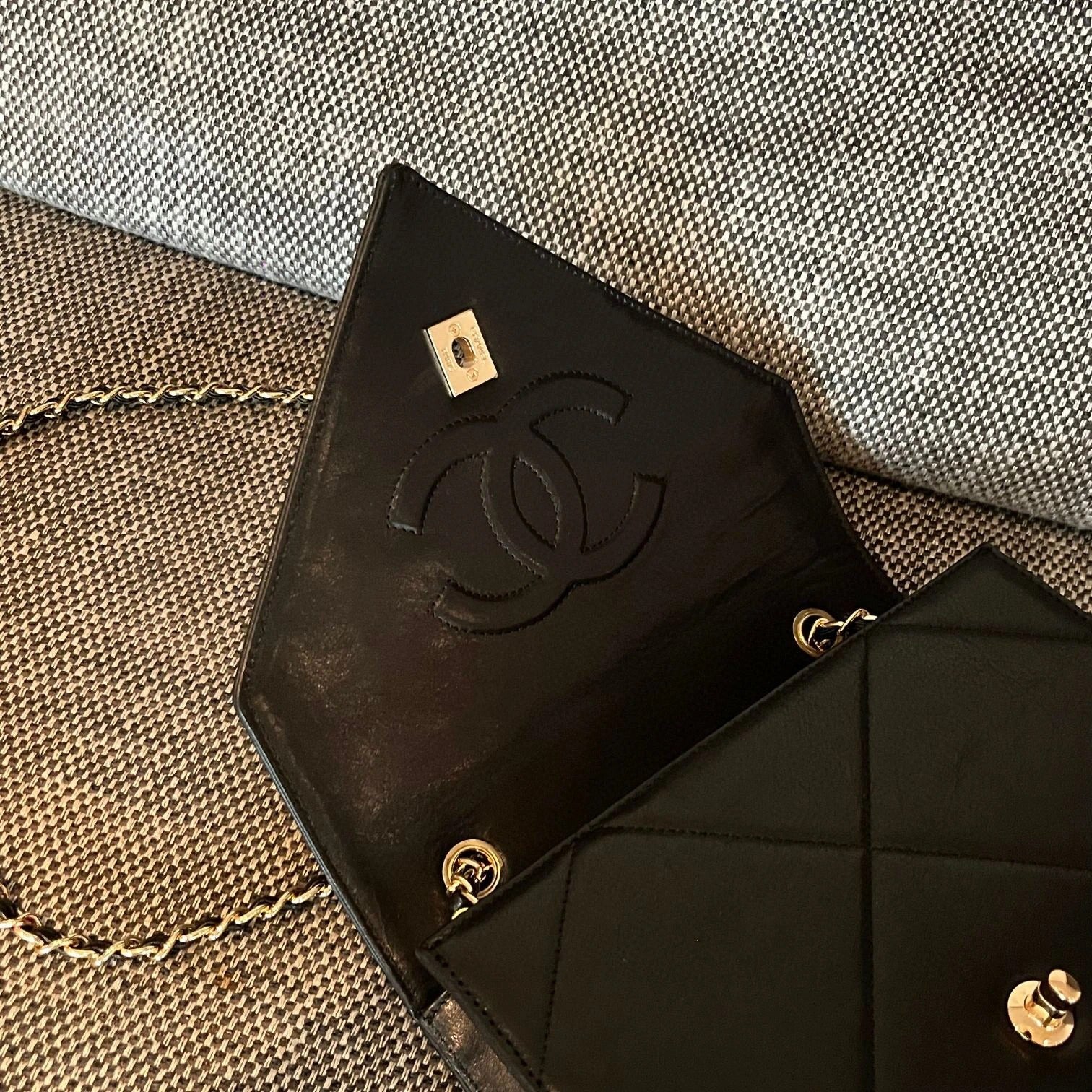 CHANEL BAG