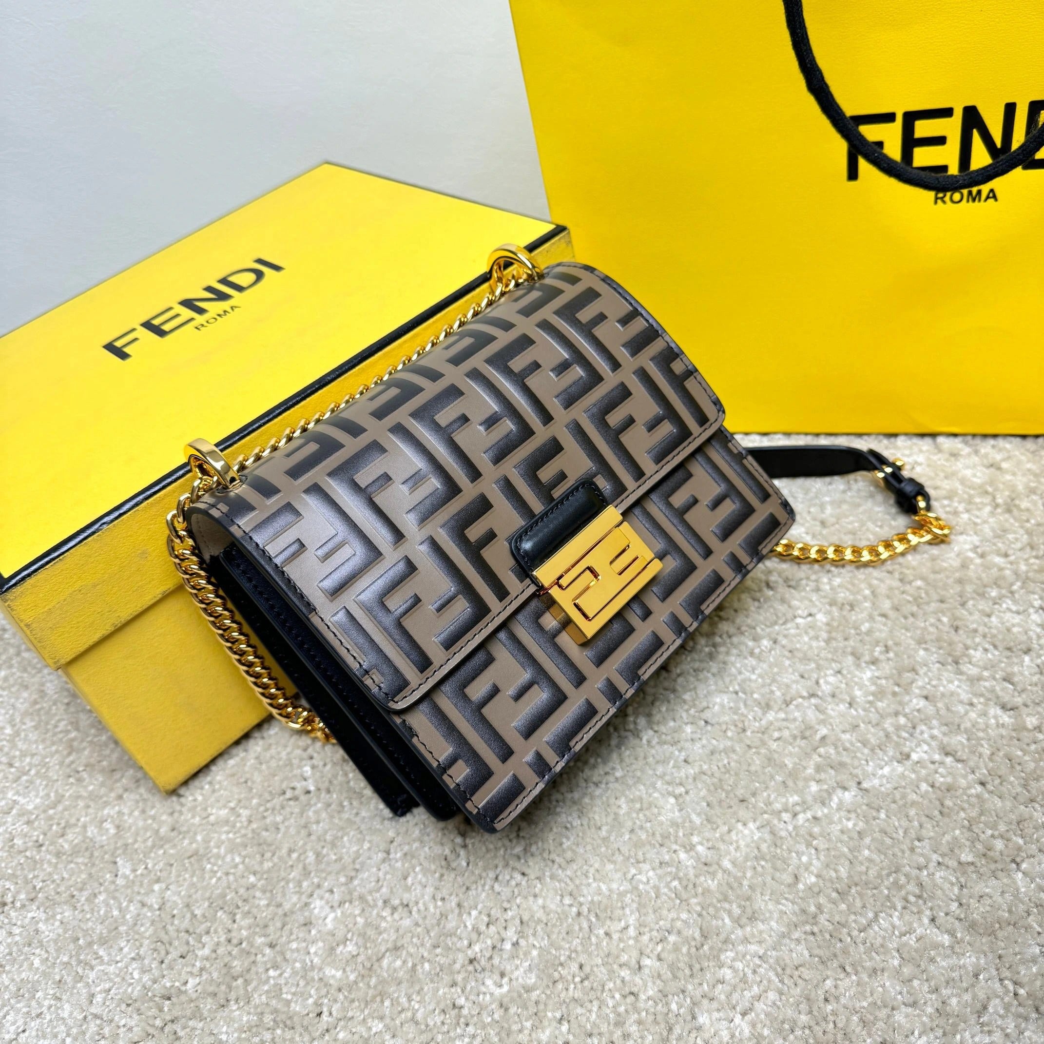 FENDI BAG