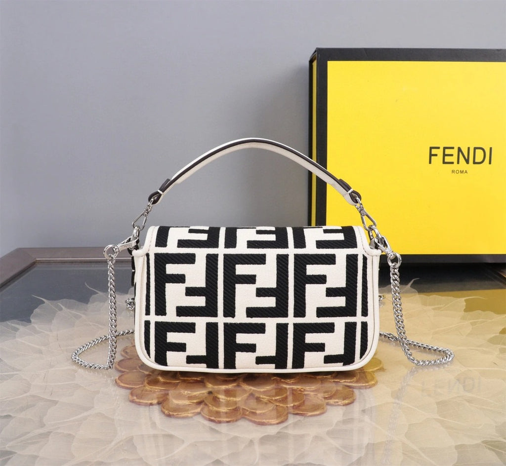 FENDI BAG