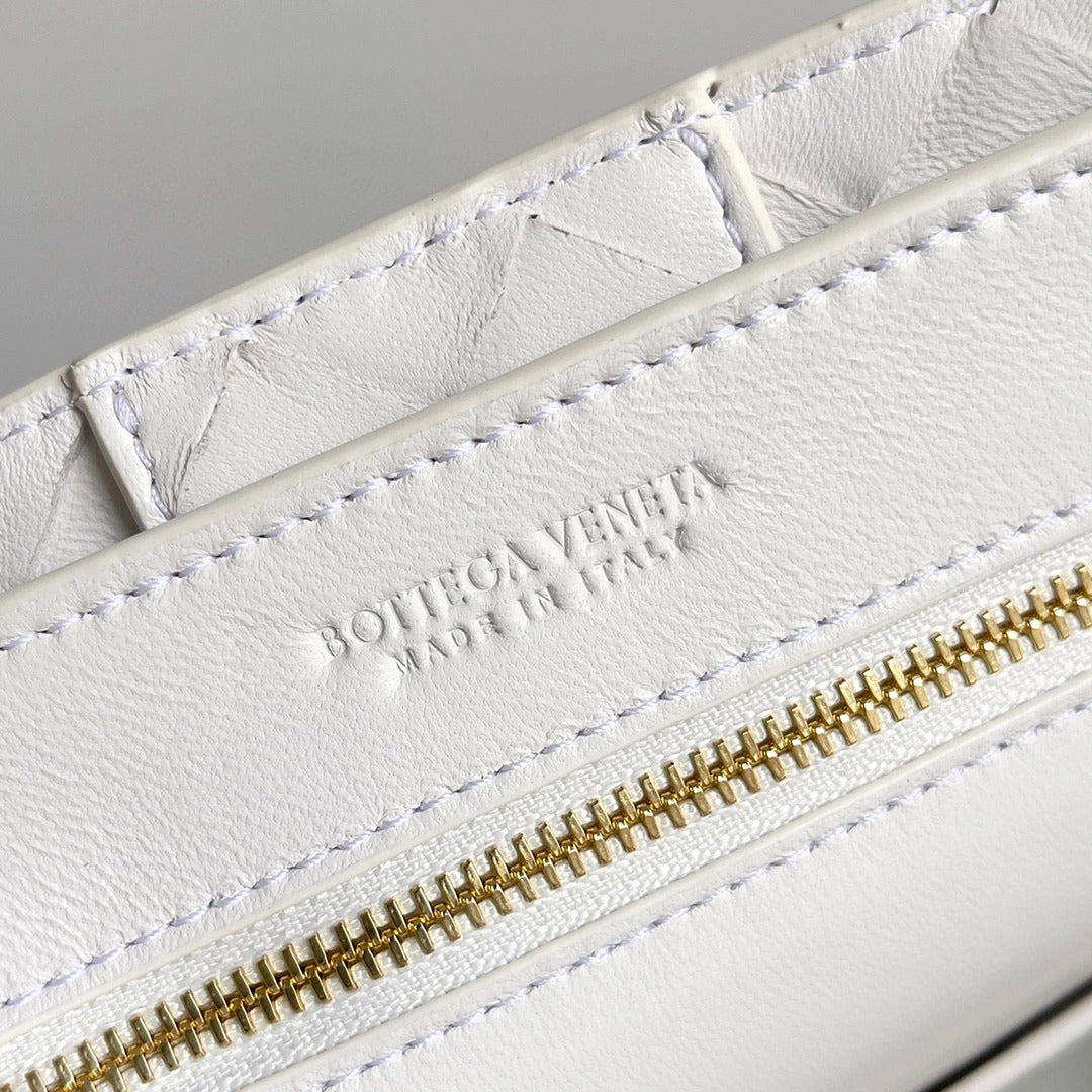 BOTTECA VENETA BAG