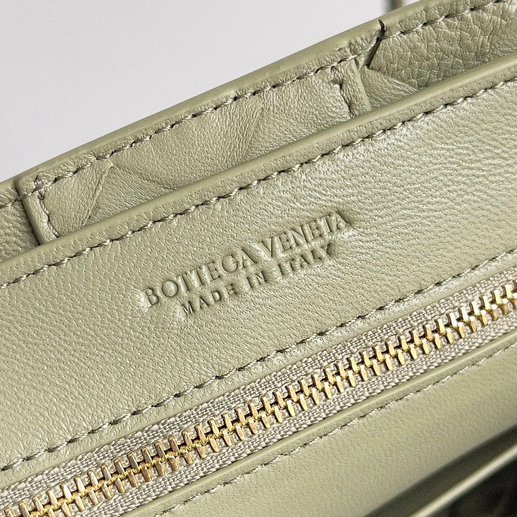 BOTTECA VENETA BAG