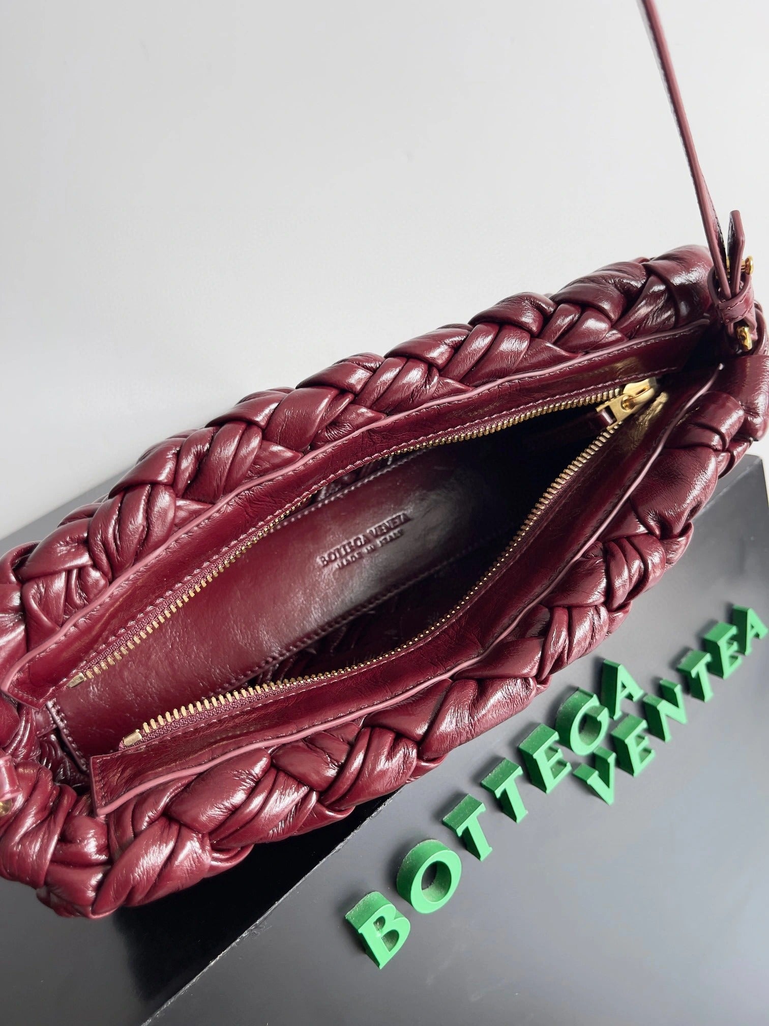BOTTECA VENETA BAG